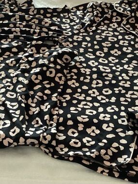 kate spade Black and Cream Print Long Sleeve Pajamas